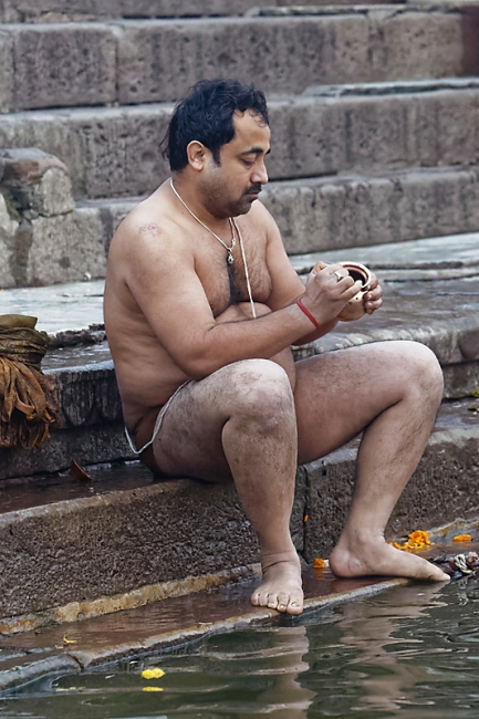 Varasani-Promenade sur le Gange-022